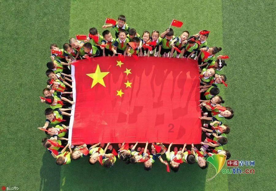 智慧问答网页 - 探索你的问题 - 13款帕萨特后视镜壳怎么拆